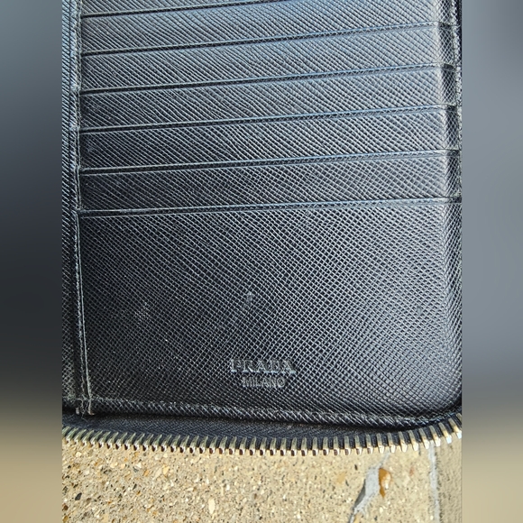 Prada Saffiano Long Zip around travel Wallet - Picture 5 of 16